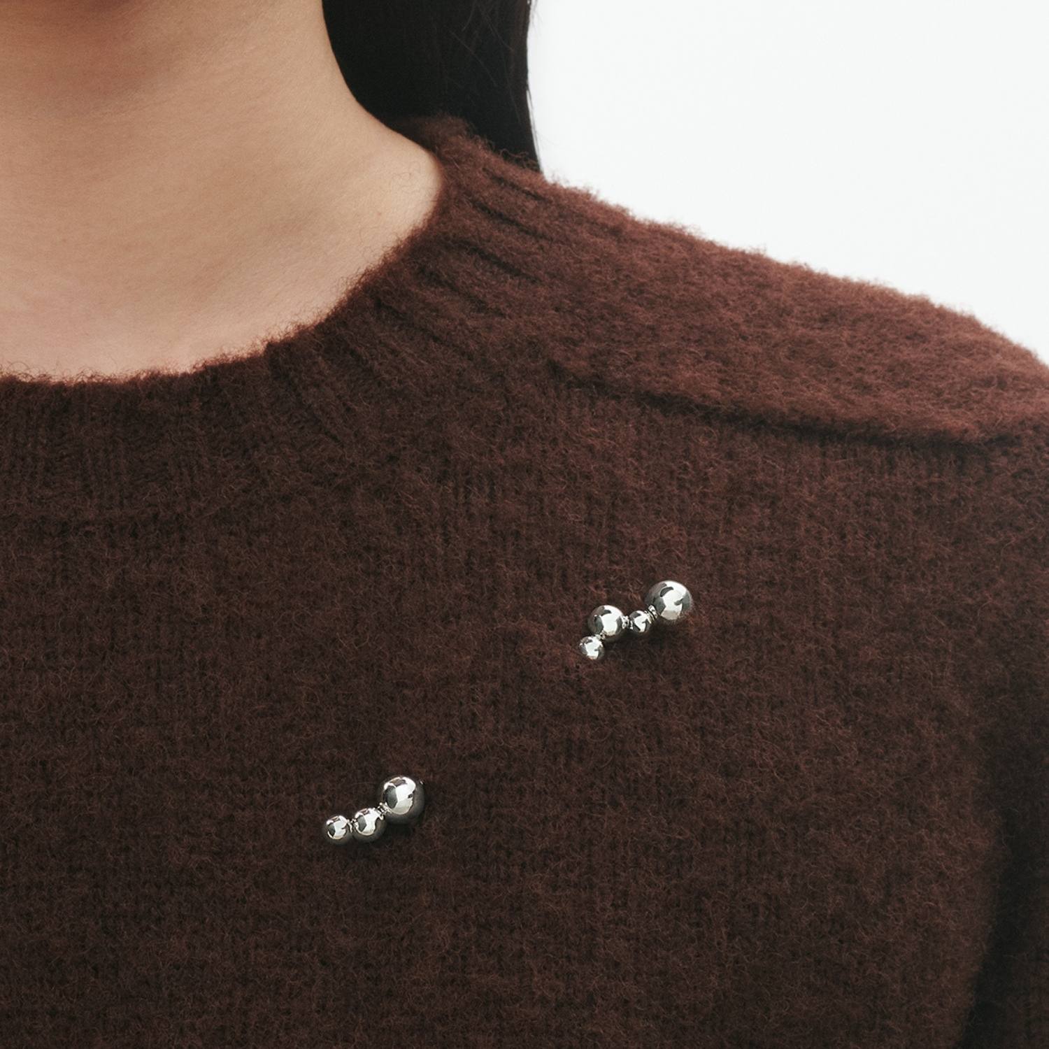 DETAIL243798